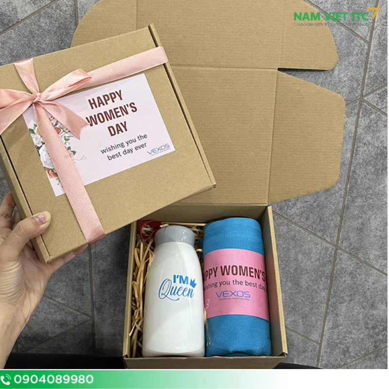 Các sản phẩm trong bộ giftset thông thường đều được in logo thương hiệu của doanh nghiệp